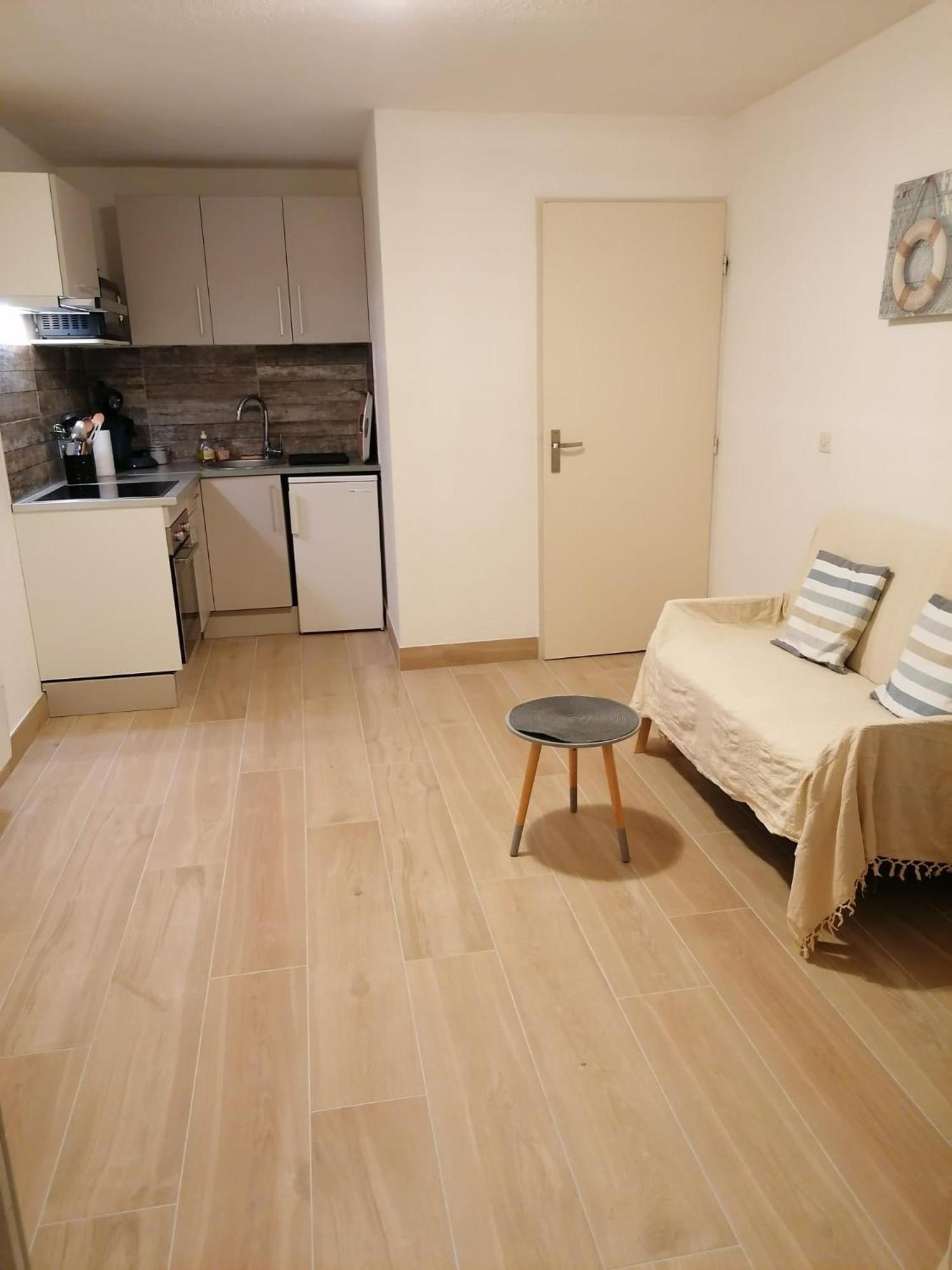 Appartement Romantic Sea Ле Баркарес Экстерьер фото